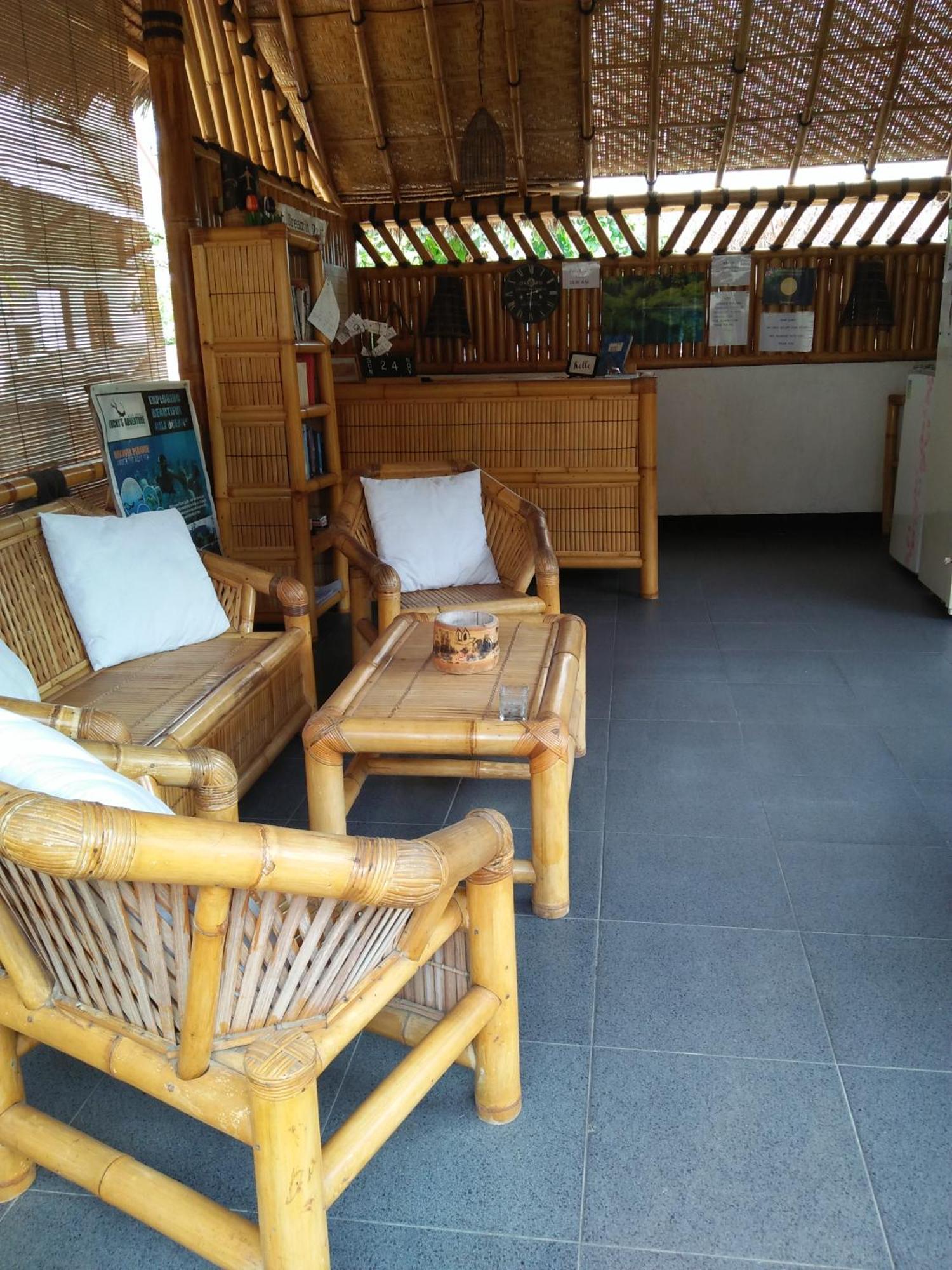 Tua Tua Keladi Bungalows Gili Air Szoba fotó